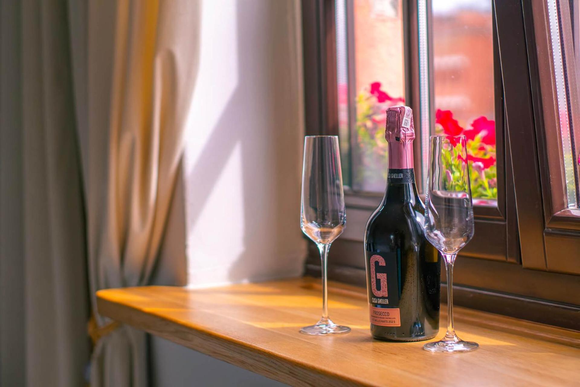 Motlawa Apartments - Old Town & River Viev, Fast Wifi Gdansk Ngoại thất bức ảnh